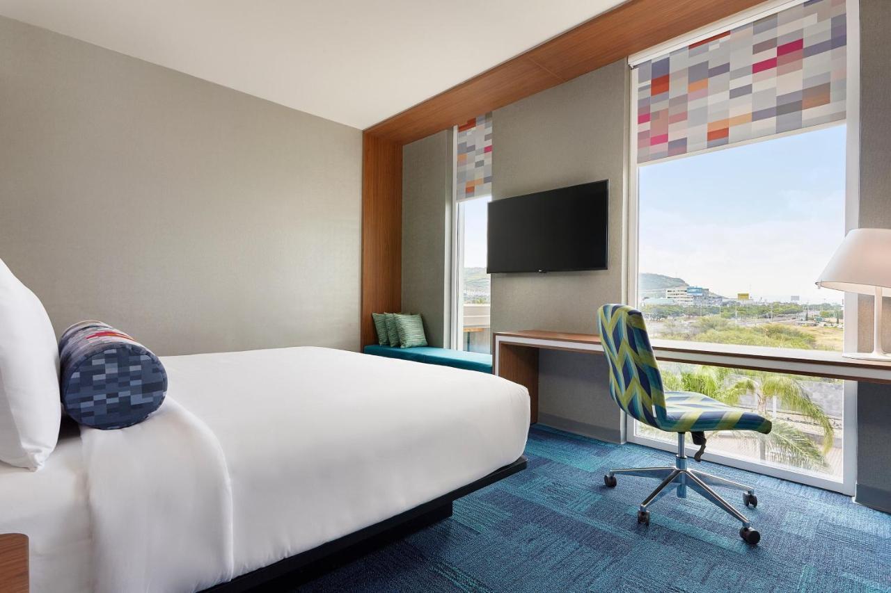 Hotel Aloft Queretaro El Salitre Exteriér fotografie